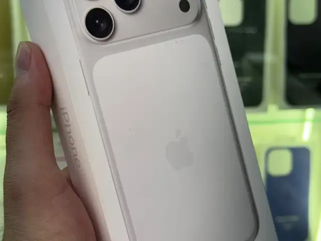 Apple iPhone 17 Pro Max, 512 gb, Silver, Душанбе