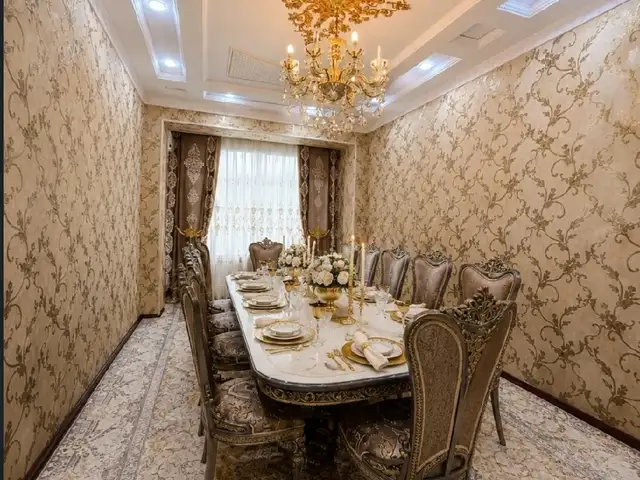 5-комн. квартира, 5 этаж, 103м², 19-й мкр, Худжанд