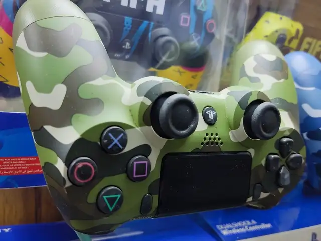 Джойстики Dualshock 4 Limited Edition Playstation 4 Pro, Душанбе - 6
