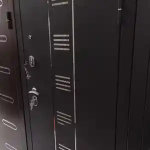 Дверь, Душанбе
