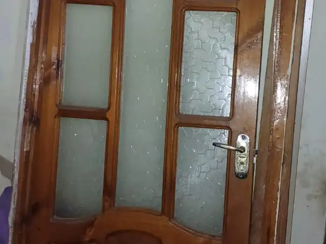 Дверь, Душанбе