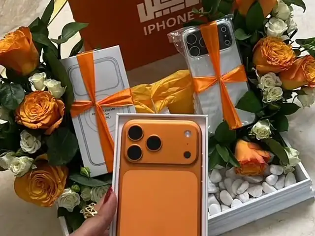 Apple iPhone 17 Pro Max, 512 gb, Cosmic Orange дубликат, Хуҷанд