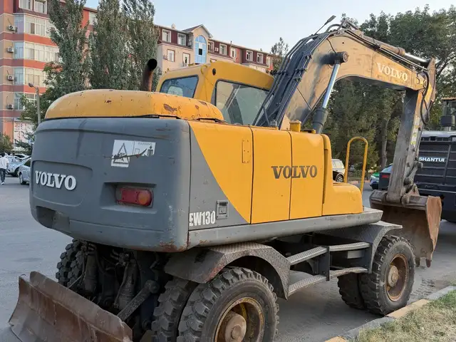 Экскаватор Volvo EW130 2004, Душанбе - 2