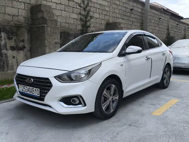 Hyundai Solaris