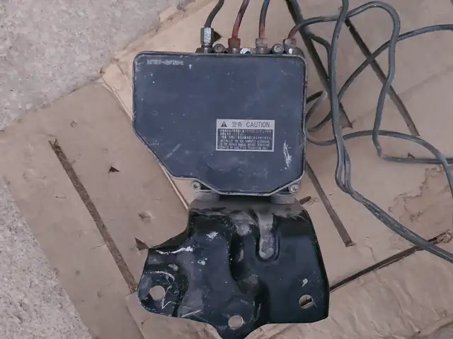 Блок ABS от Toyota Blade, Душанбе