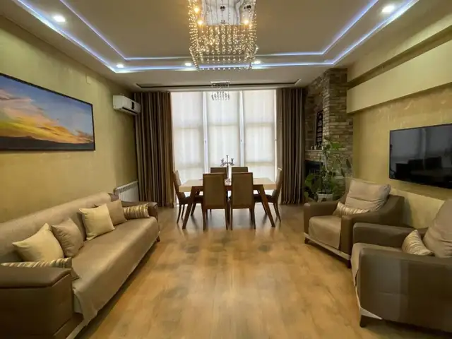 3-комн. квартира, 2 этаж, 95м², Шохмансур ориентир Ресторан ОК, Душанбе