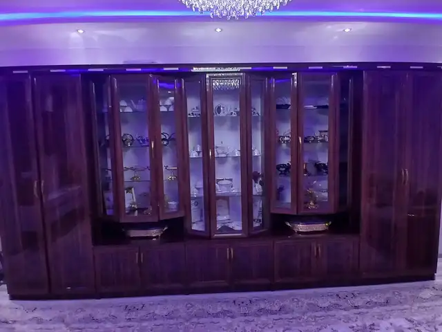 Стенка для гостиной, Кӯлоб