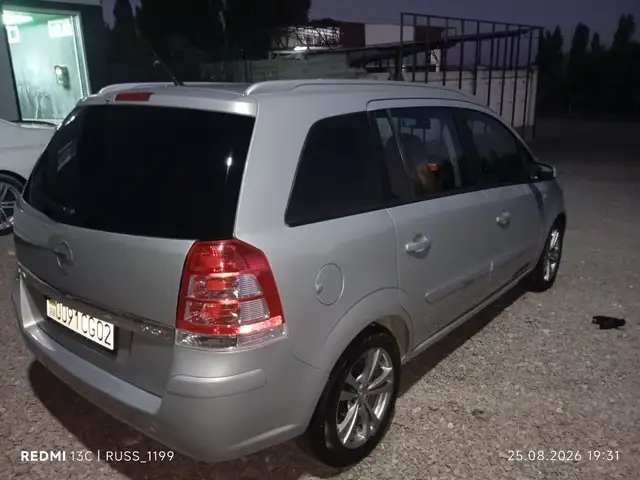 Opel Zafira, 2007, Худжанд - 14