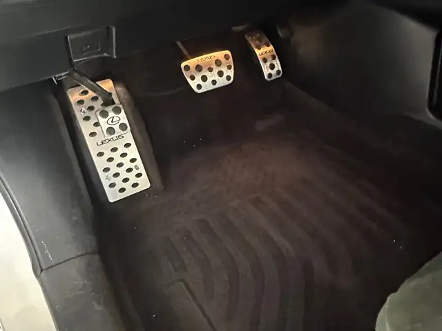 Педаль на Lexus RX 350, Душанбе