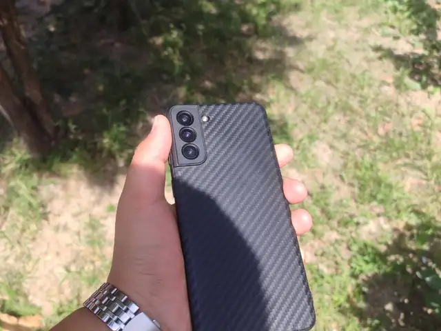 Samsung Galaxy S21+, Душанбе