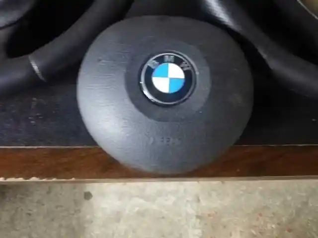 Аэробаг BMW е39, Хуҷанд
