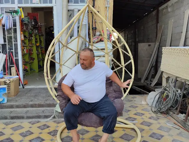 Качели, Душанбе