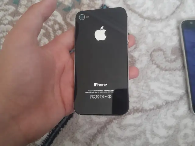 Apple iPhone 4s, 16 gb, Душанбе