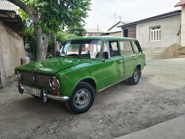 Lada (ВАЗ) 2102