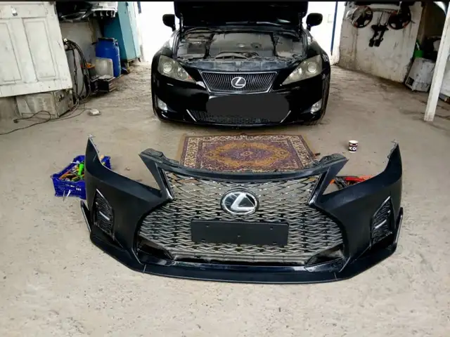 Бампер на Lexus is 250 2006-2018, Душанбе