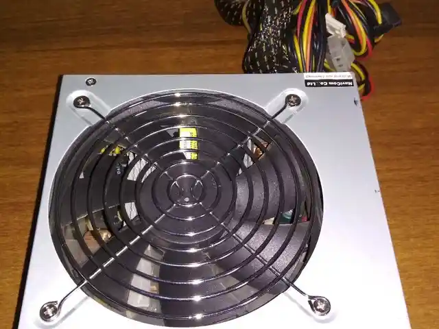 Блок питания Chieftec 550W, Душанбе