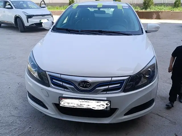 Лобовое стекло от BYD E5, Душанбе