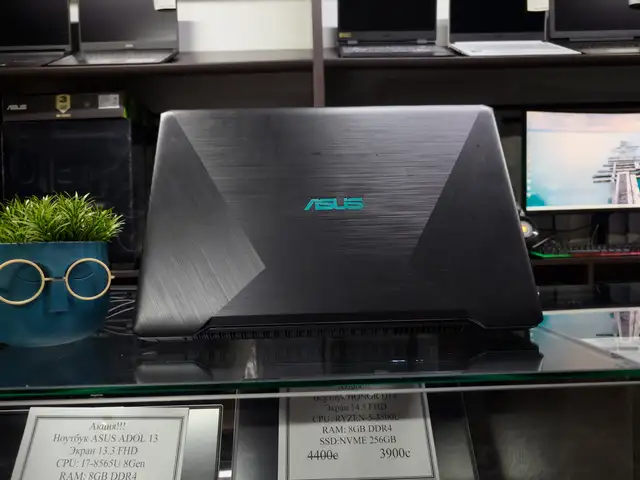 Игровой Ноутбук Asus Vivobook X570 Ryzen 7-2700u GTX 1050 4GB, Душанбе