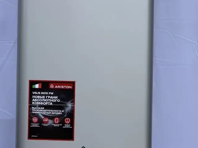 Водонагреватель Ariston 80л, плоский, Душанбе