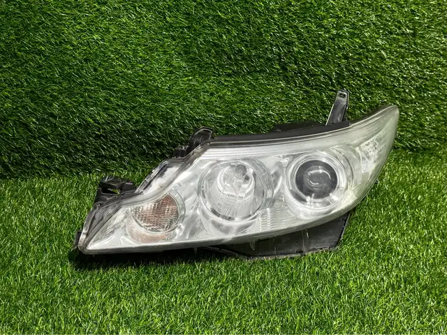 Передняя фара от Toyota Estima 2008-2012, левая сторона, Душанбе