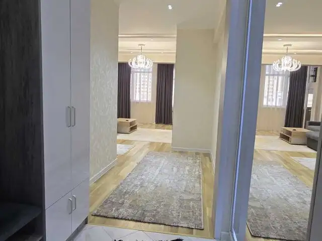 3-комн. квартира, 13 этаж, 105м², Исмоили Созмони, Душанбе