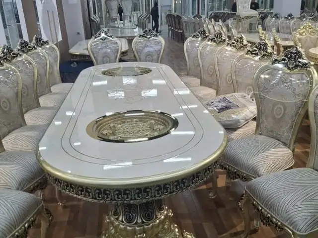 Стол и стулья, Душанбе