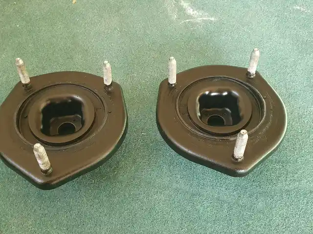 Опора задней стойки от Toyota Camry, Душанбе