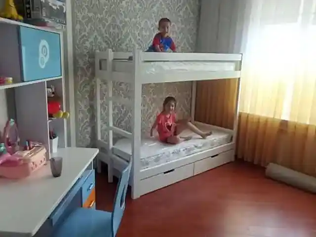 Детская двухъярусная кровать, Душанбе