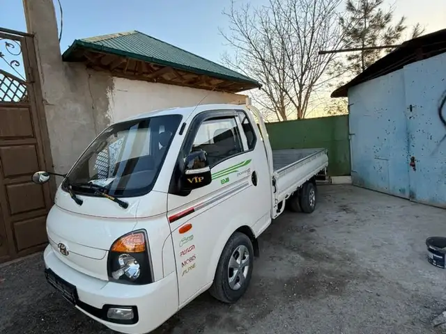 Бортовой автомобиль Hyundai Porter, 2014, Душанбе