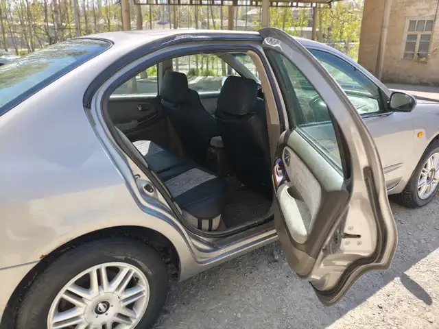 Nissan Maxima