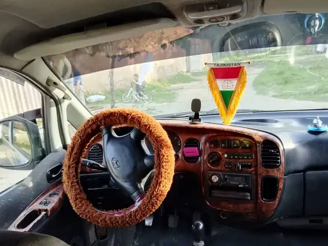 Микроавтобус Hyundai Starex, 2001, Файзабад