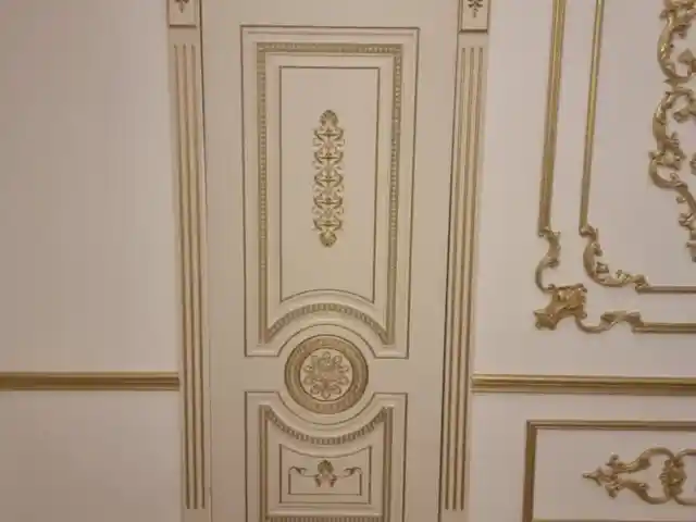 Дверь, Душанбе