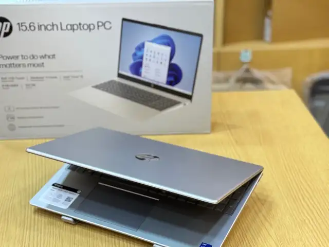 Ноутбук HP 15-fd1134nia Core 3 100U DDR4-8GB 512GB SSD, Душанбе - 3