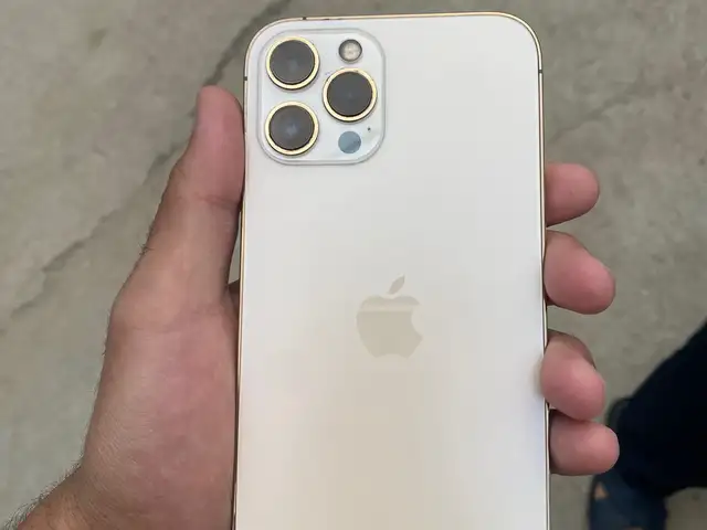 Apple iPhone 12 Pro Max, 128 gb, Gold, Вахдат