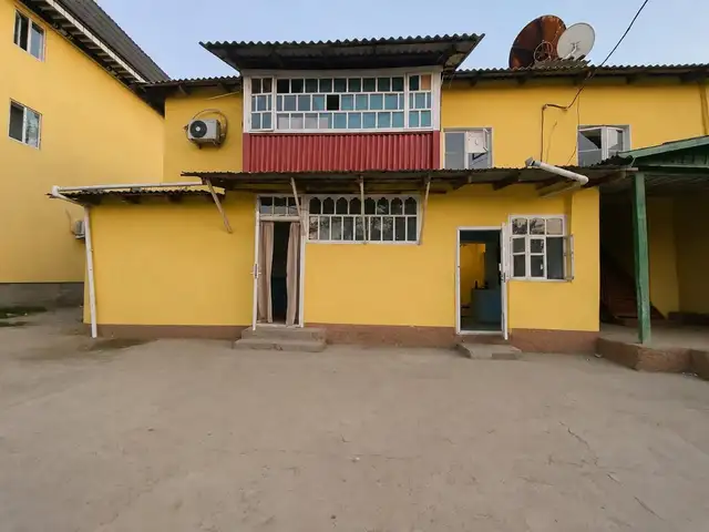 3-комн. квартира, 1 этаж, 35 м², Кучай Сомониён 21, Абдураҳмони Ҷомӣ