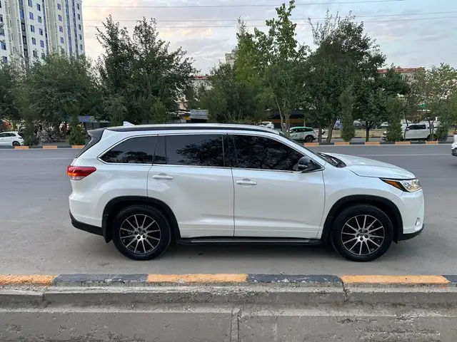 Toyota Highlander, 2017, Душанбе - 2