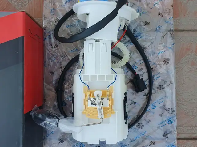 Бензонасос в сборе w212 w204, Худжанд