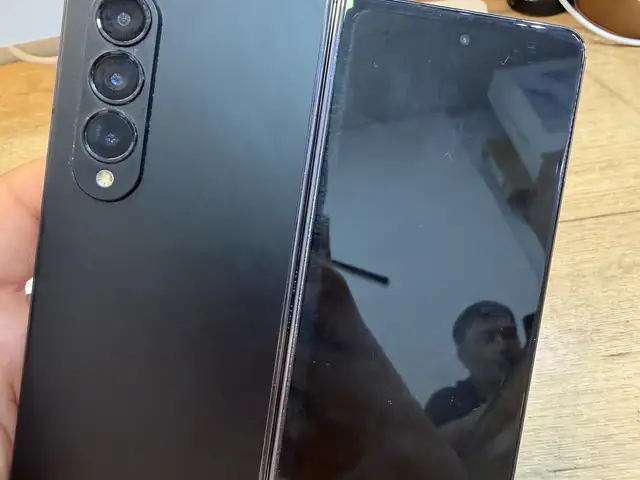 Galaxy Z Fold 4/512gb, Худжанд
