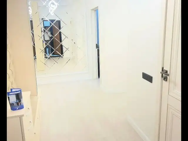 3-комн. квартира, 6 этаж, 76м², Сомони, Душанбе