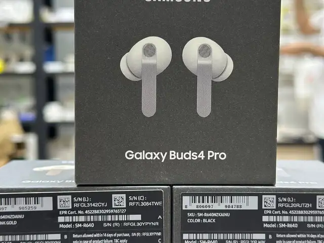 Беспроводные наушники Samsung Galaxy Buds 4 Pro White, Душанбе