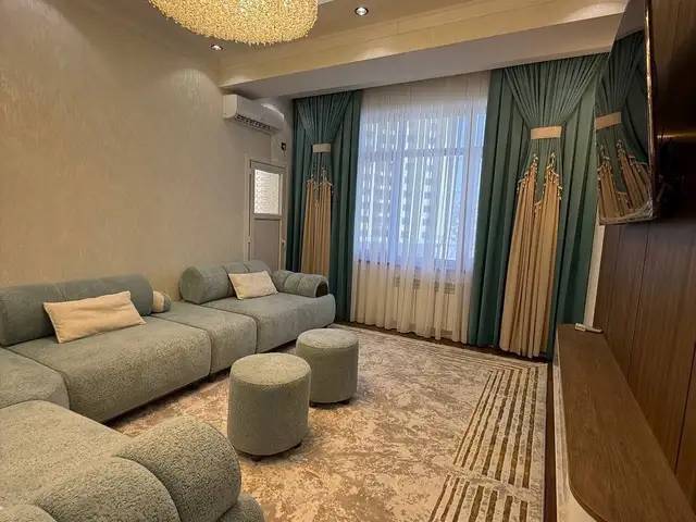 2-комн. квартира, 5 этаж, 65 м², Сомони, Душанбе