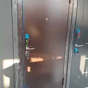 Дверь, Душанбе