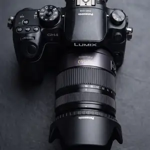 Фотоаппарат Panasonic DMC-GH4, Яван