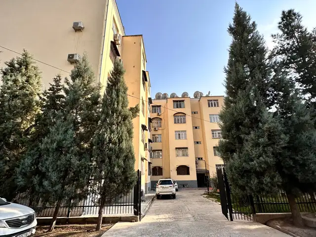 3-комн. квартира, 5 этаж, 120 м², Сино, Душанбе