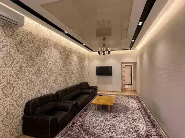 3-комн. квартира, 3 этаж, 120м², И. Сомони, Ориёнбонк, Душанбе