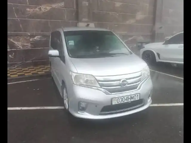Минивэн Nissan Serena, 2014, Душанбе
