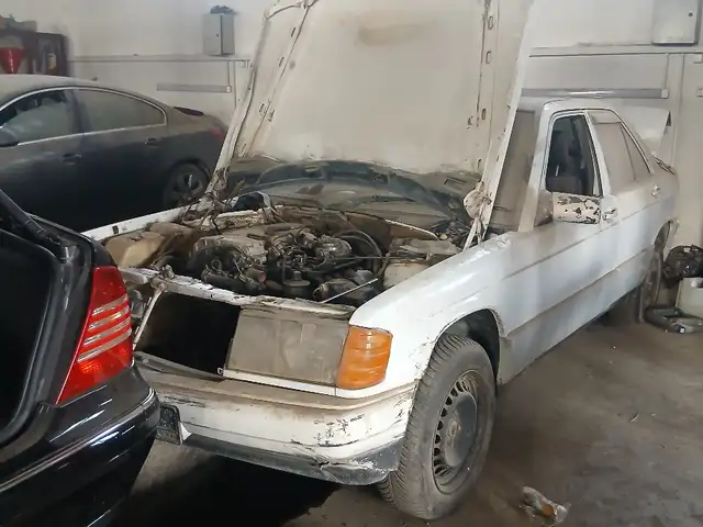 Mercedes-Benz W201