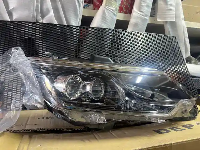 Фара на Toyota Camry 55, Душанбе