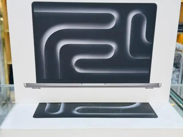 Ноутбук Apple MacBook Pro M4, Душанбе