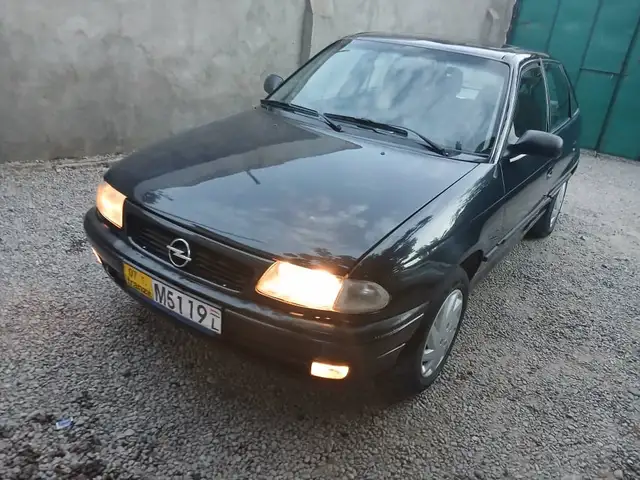 Opel Astra F